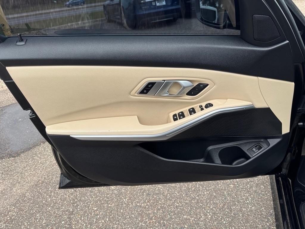 BMW 3 Series 330i xDrive Sedan 2019