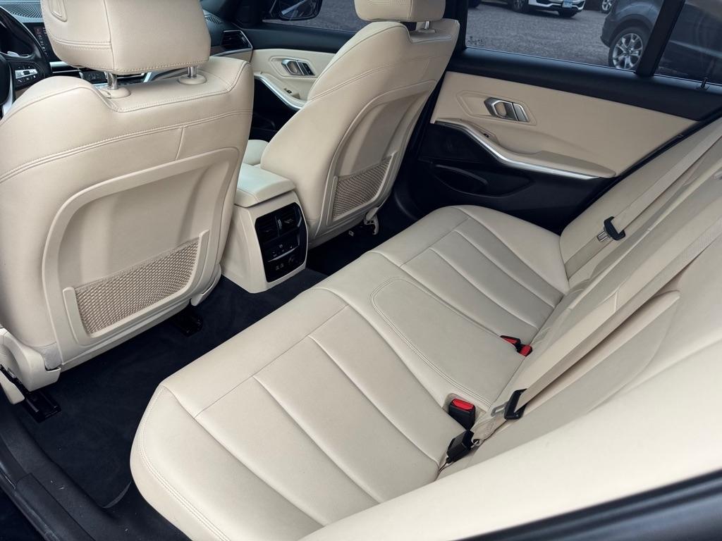 BMW 3 Series 330i xDrive Sedan 2019