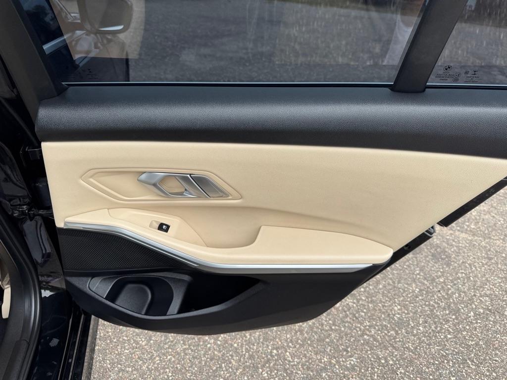 BMW 3 Series 330i xDrive Sedan 2019