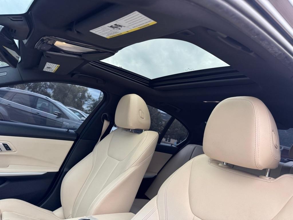 BMW 3 Series 330i xDrive Sedan 2019