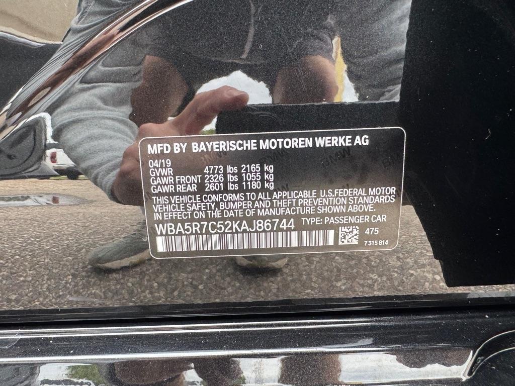 BMW 3 Series 330i xDrive Sedan 2019