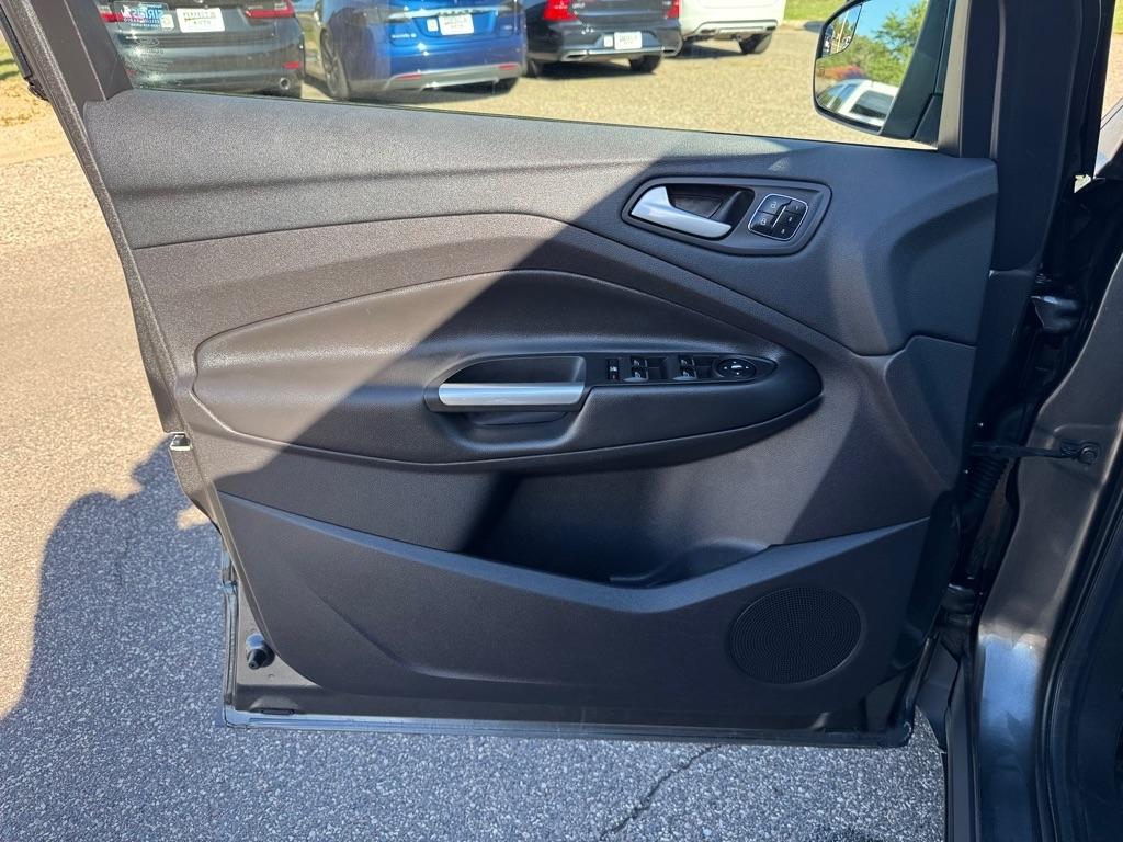 Ford Escape 4WD 4dr Titanium 2016
