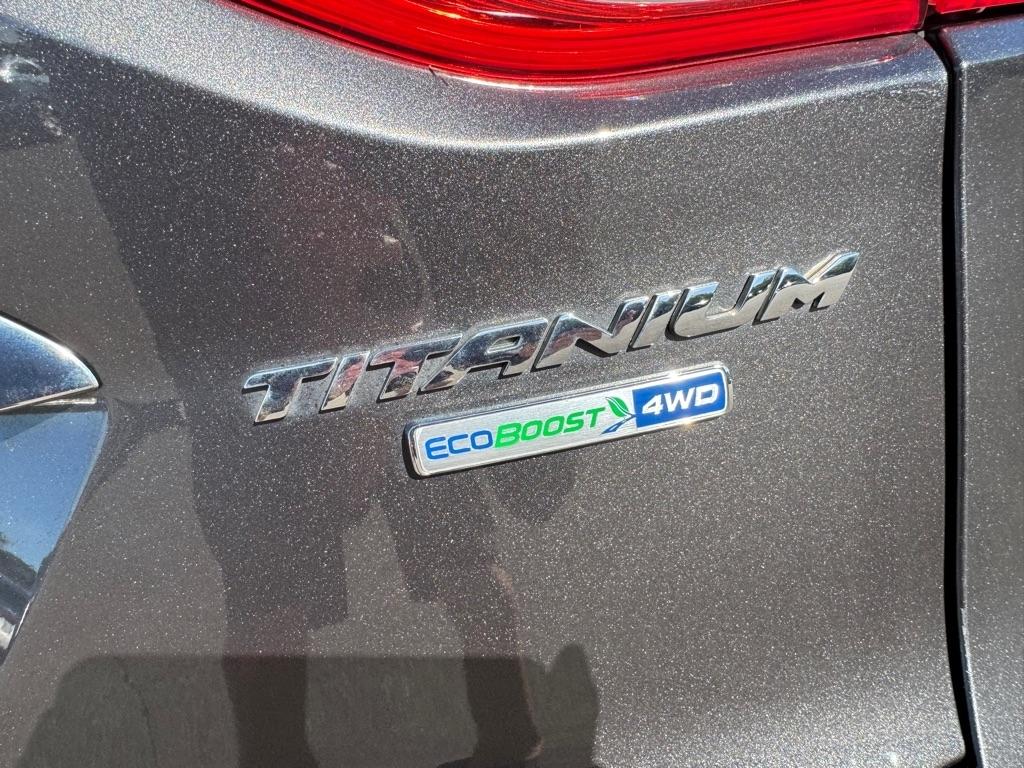 Ford Escape 4WD 4dr Titanium 2016