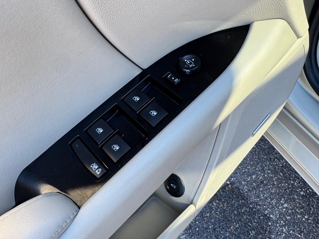 Cadillac XTS 4dr Sdn Luxury Collection FWD 2016