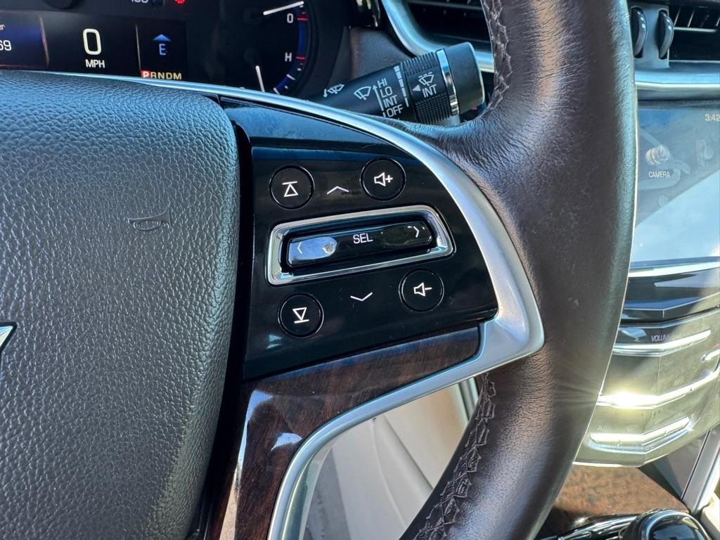 Cadillac XTS 4dr Sdn Luxury Collection FWD 2016