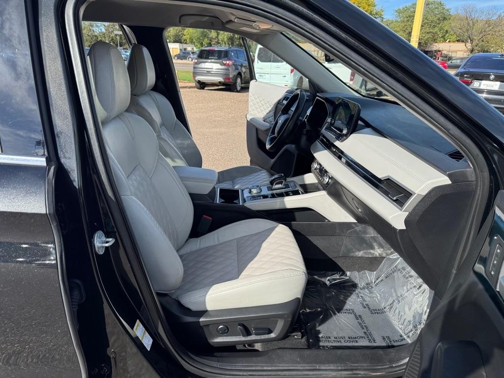 Mitsubishi Outlander PHEV SEL S-AWC 2023