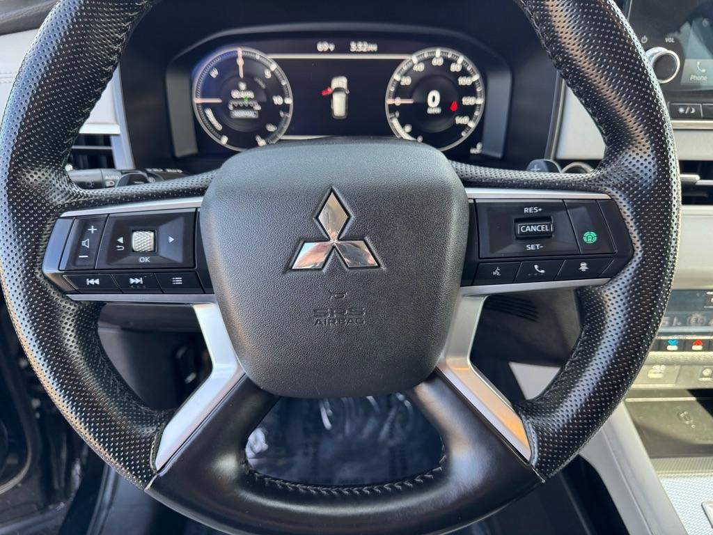 Mitsubishi Outlander PHEV SEL S-AWC 2023