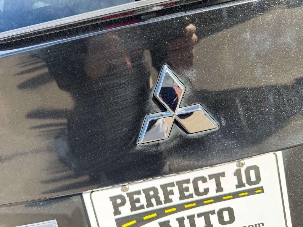Mitsubishi Outlander PHEV SEL S-AWC 2023