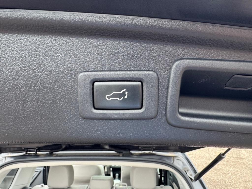 Subaru Forester 4dr Auto 2.5i Limited PZEV 2014