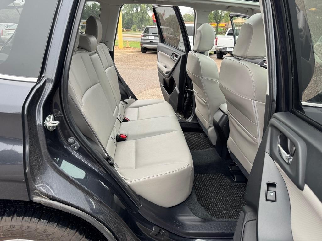 Subaru Forester 4dr Auto 2.5i Limited PZEV 2014