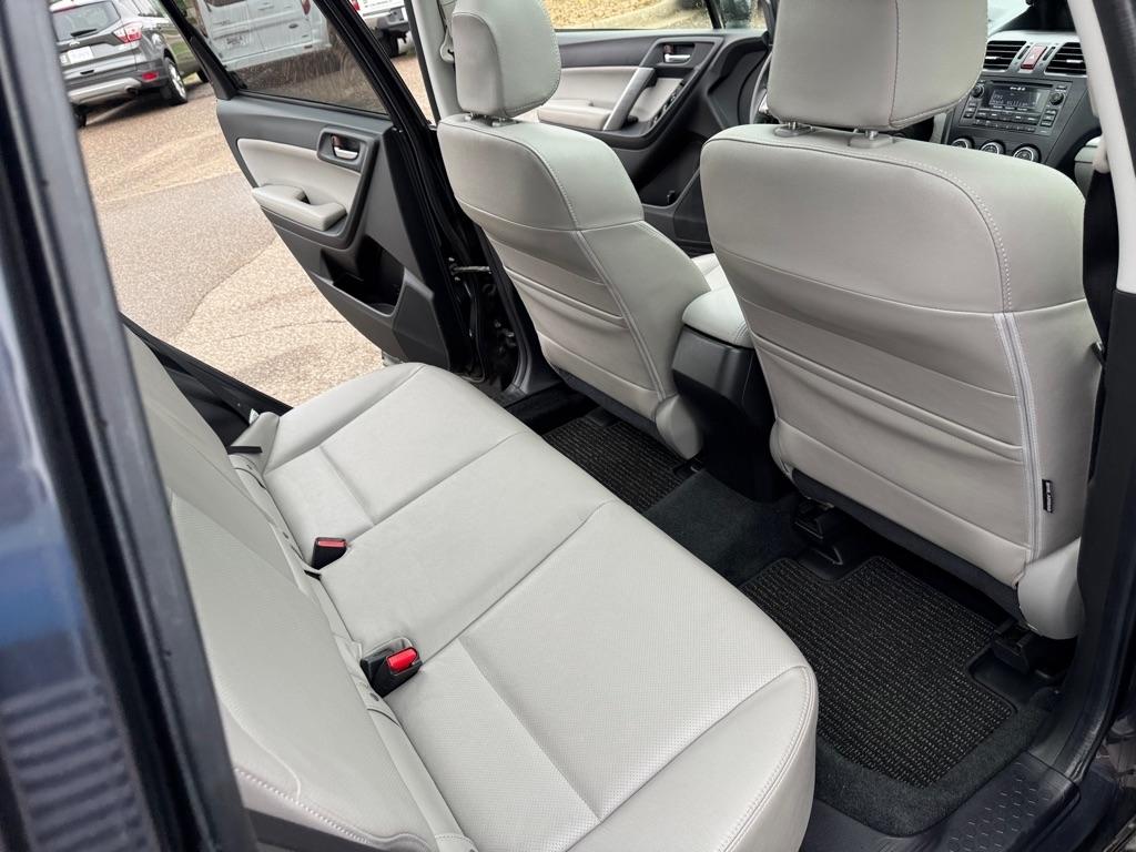 Subaru Forester 4dr Auto 2.5i Limited PZEV 2014