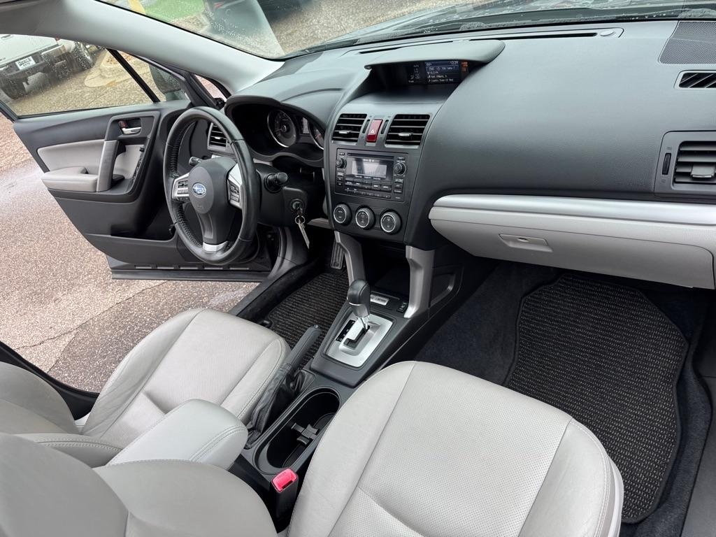 Subaru Forester 4dr Auto 2.5i Limited PZEV 2014