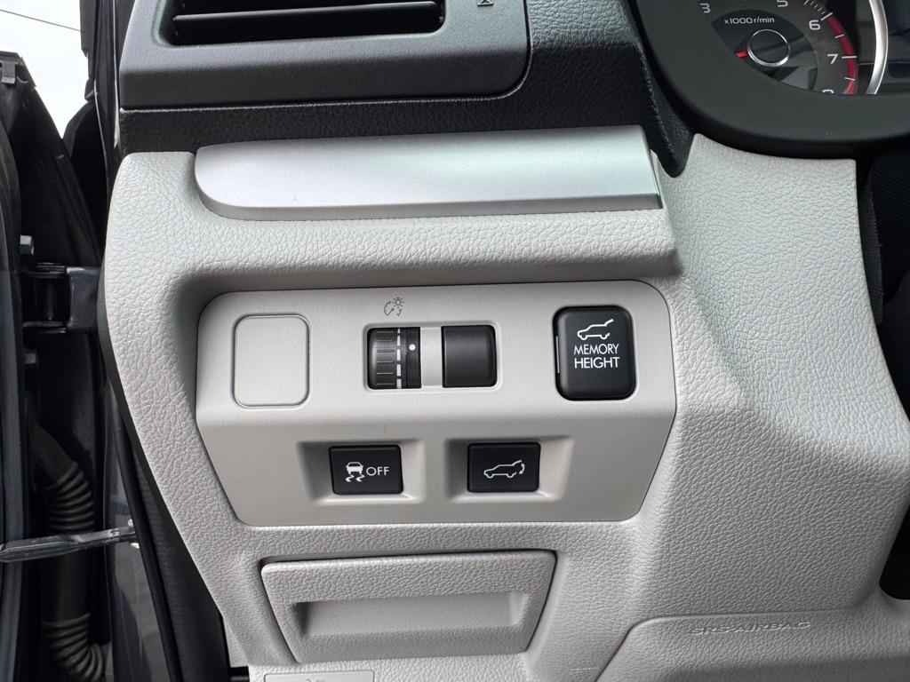 Subaru Forester 4dr Auto 2.5i Limited PZEV 2014