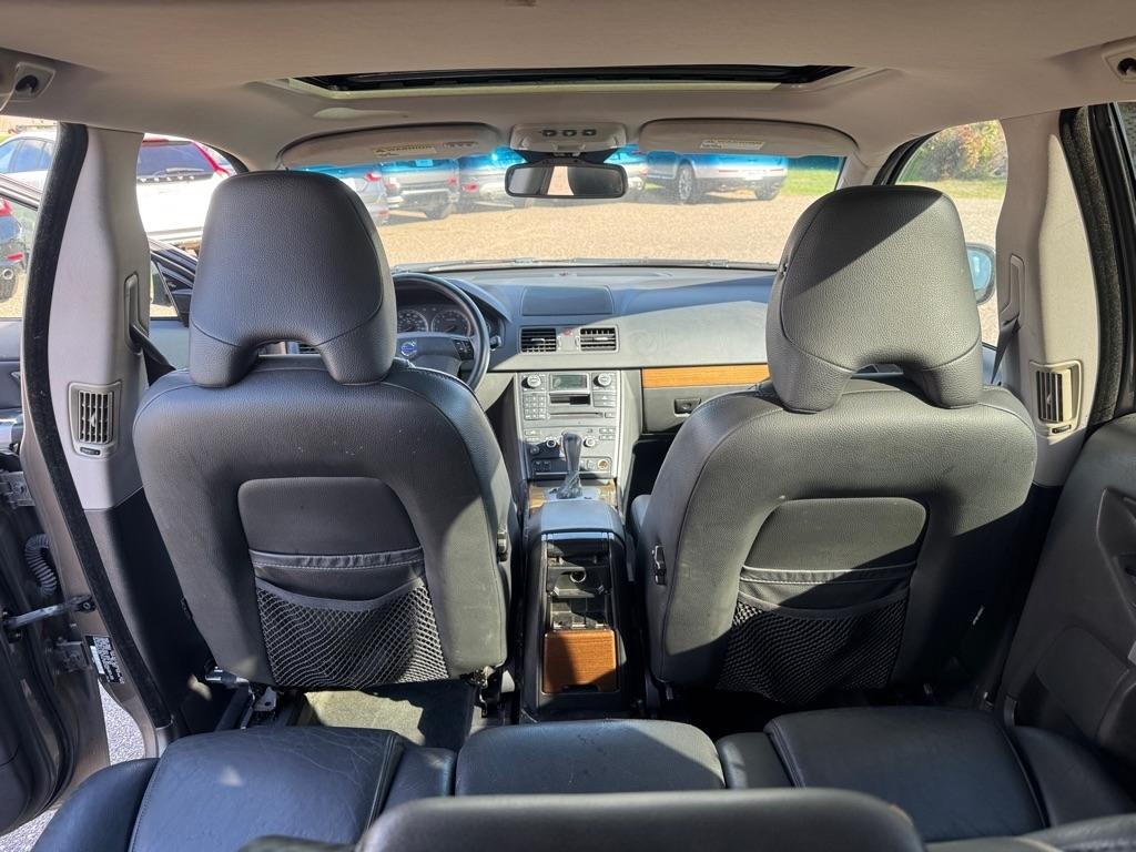 Volvo XC90 AWD 4dr I6 w/Snrf/3rd Row 2008