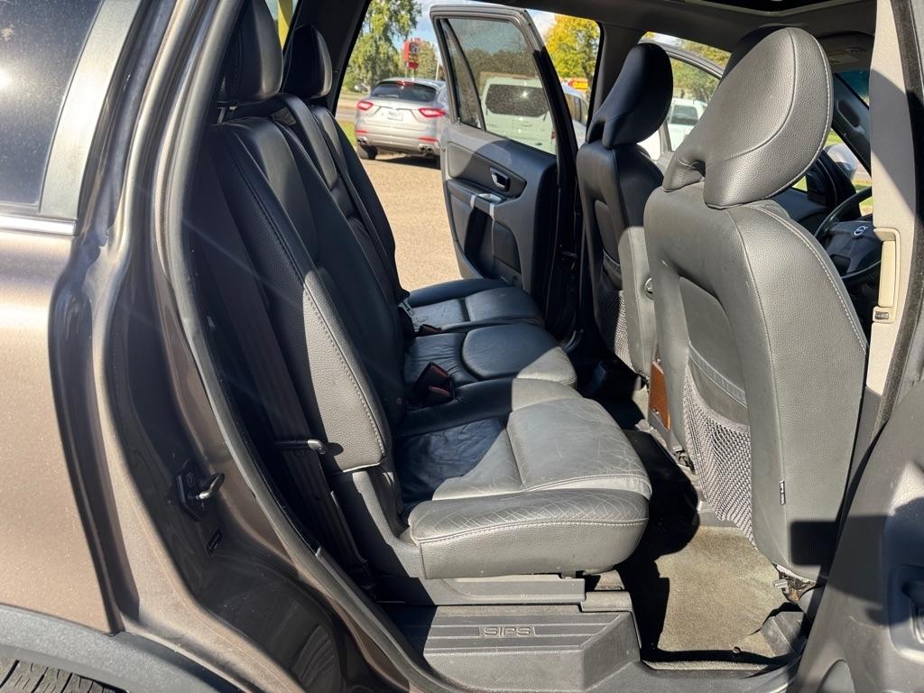 Volvo XC90 AWD 4dr I6 w/Snrf/3rd Row 2008