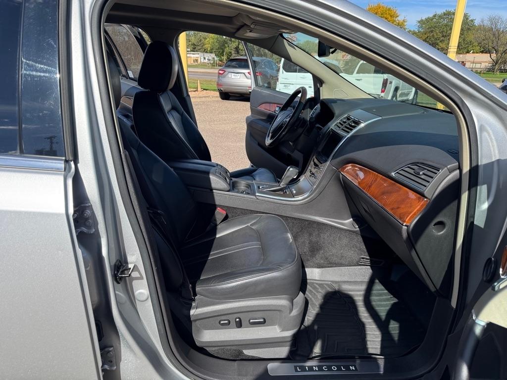 Lincoln MKX AWD 4dr 2013