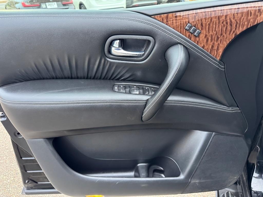 Nissan Armada 4x4 Platinum 2019