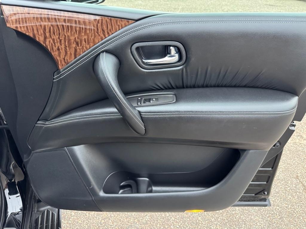 Nissan Armada 4x4 Platinum 2019