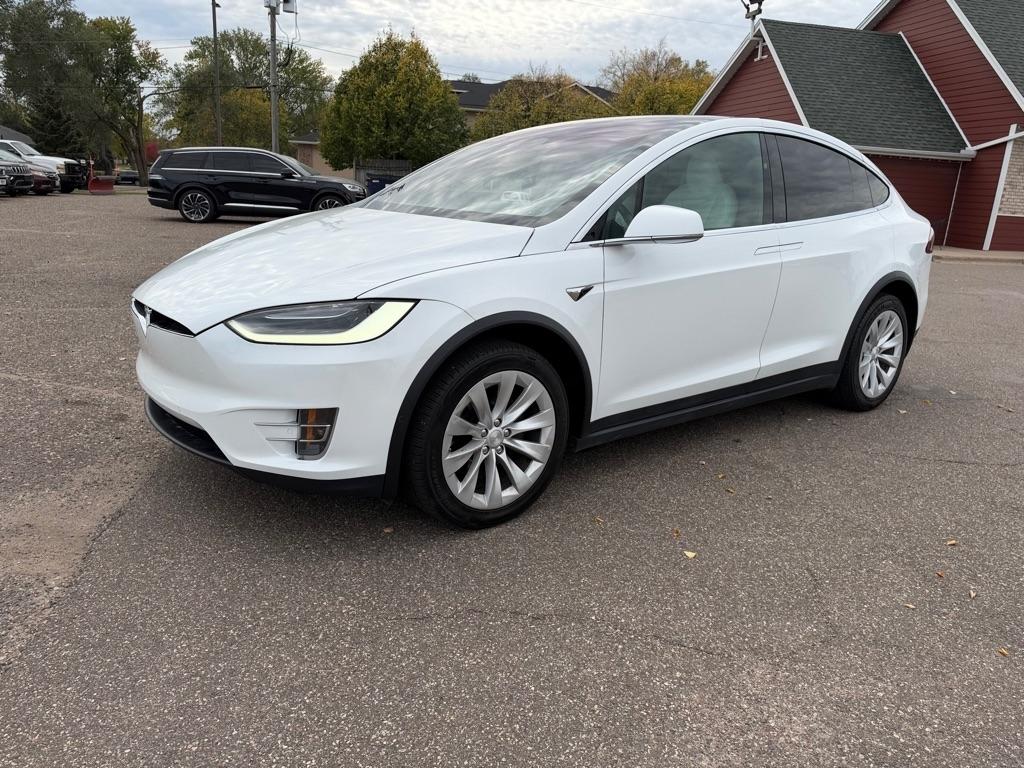 Tesla Model X Long Range AWD 2021