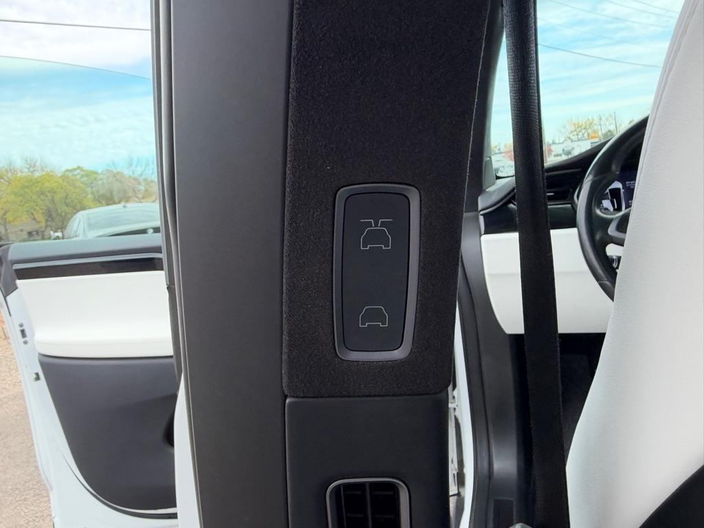 Tesla Model X Long Range AWD 2021