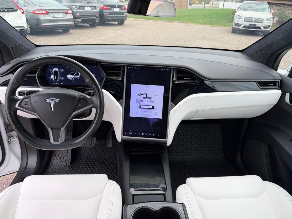 Tesla Model X Long Range AWD 2021