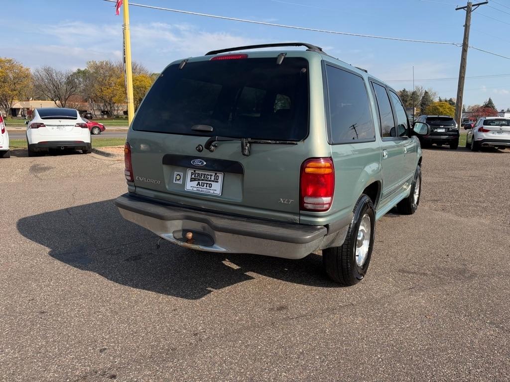 Ford Explorer XLT 4-Door 4WD 1998
