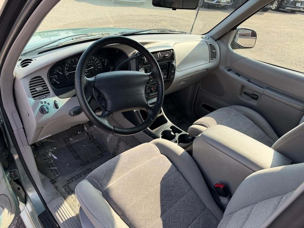 Ford Explorer XLT 4-Door 4WD 1998