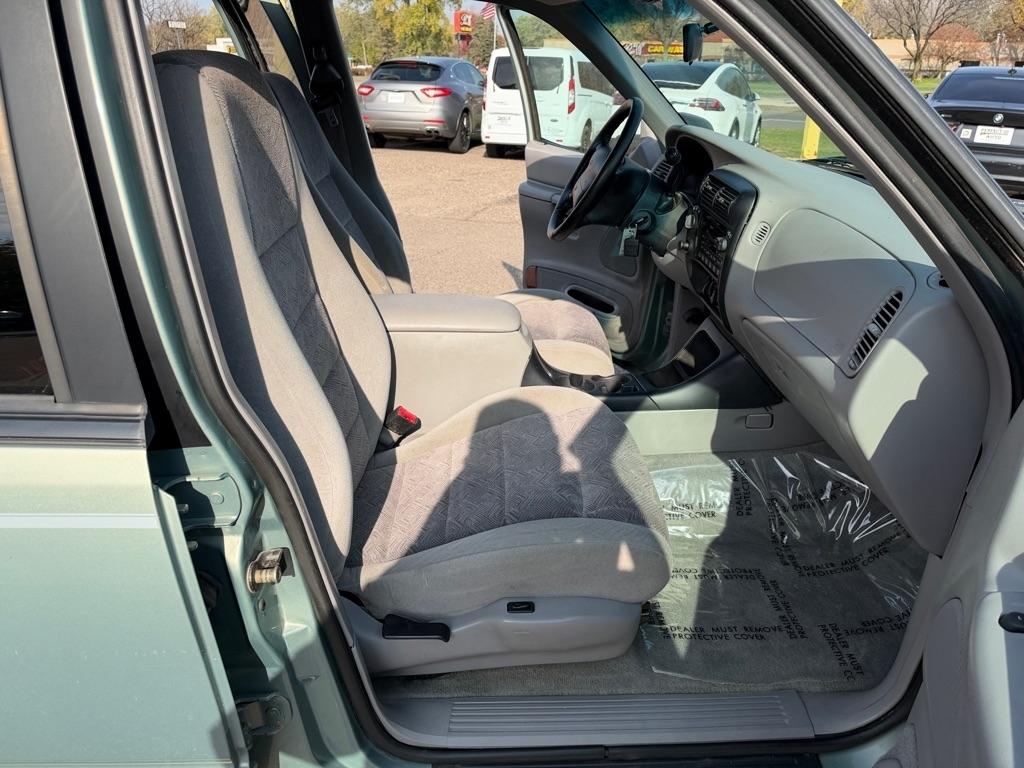 Ford Explorer XLT 4-Door 4WD 1998
