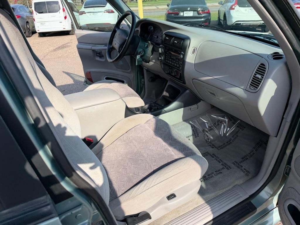 Ford Explorer XLT 4-Door 4WD 1998