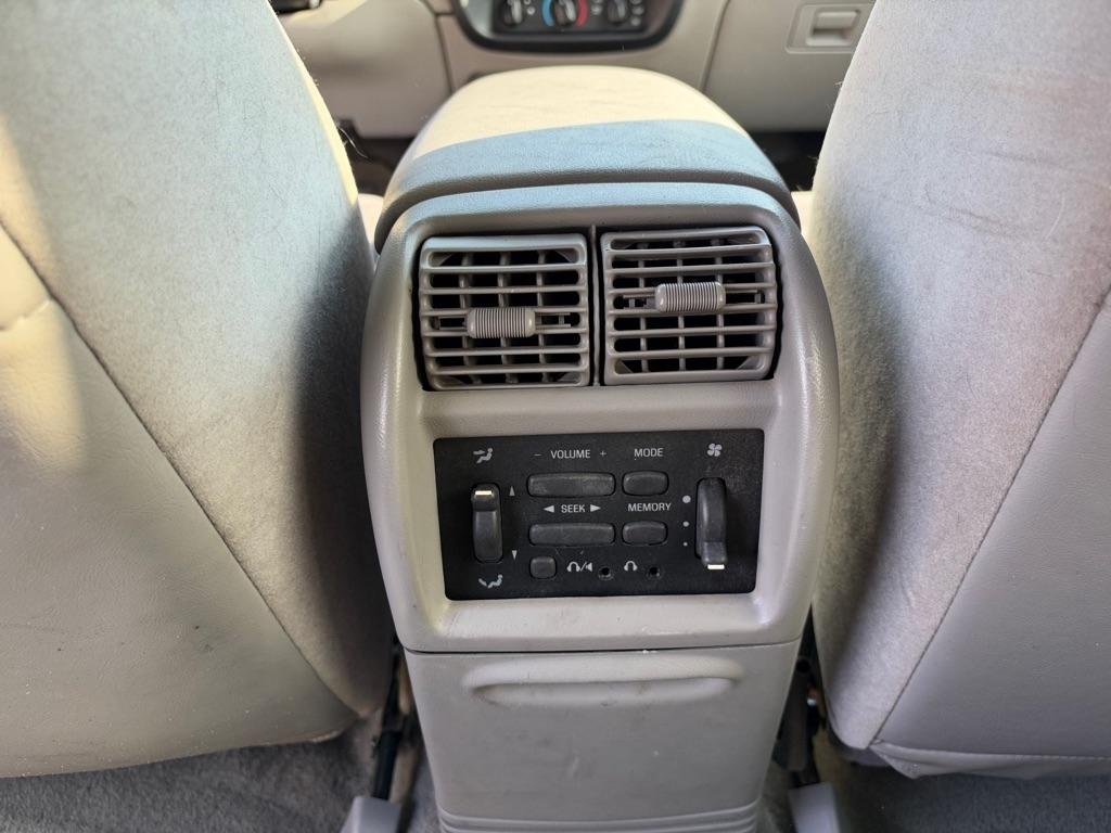 Ford Explorer XLT 4-Door 4WD 1998