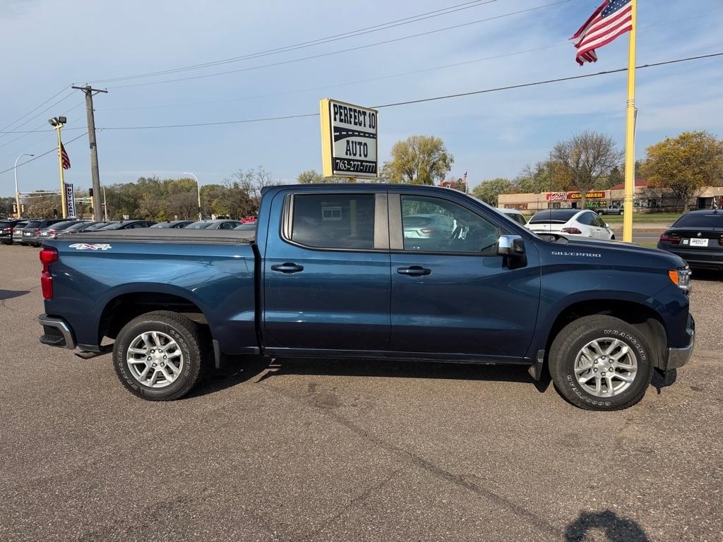 Chevrolet Silverado 1500 4WD Crew Cab 147" LT w/1LT 2023