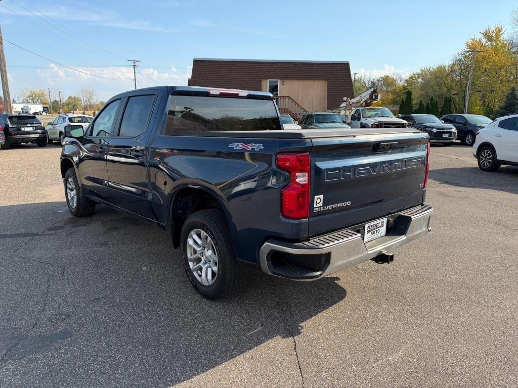 Chevrolet Silverado 1500 4WD Crew Cab 147" LT w/1LT 2023