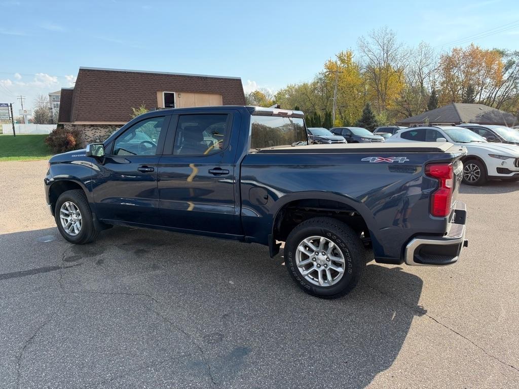 Chevrolet Silverado 1500 4WD Crew Cab 147" LT w/1LT 2023