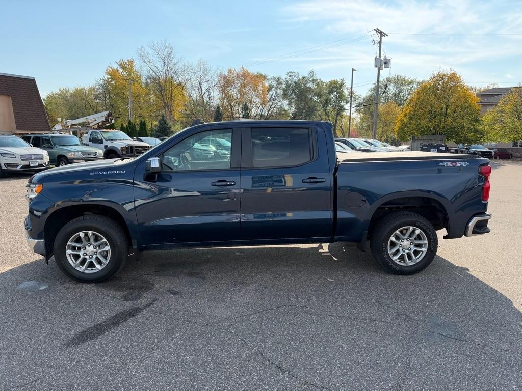 Chevrolet Silverado 1500 4WD Crew Cab 147" LT w/1LT 2023