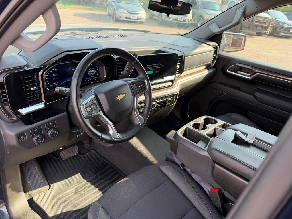 Chevrolet Silverado 1500 4WD Crew Cab 147" LT w/1LT 2023