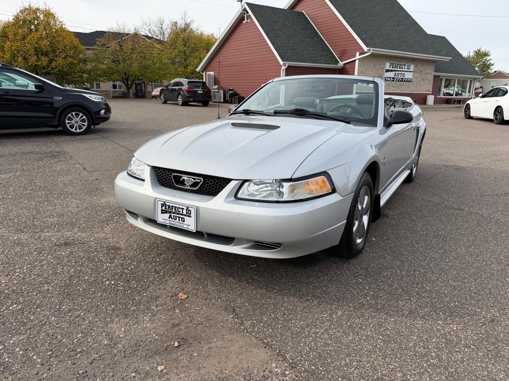 Ford Mustang 2dr Convertible 2000