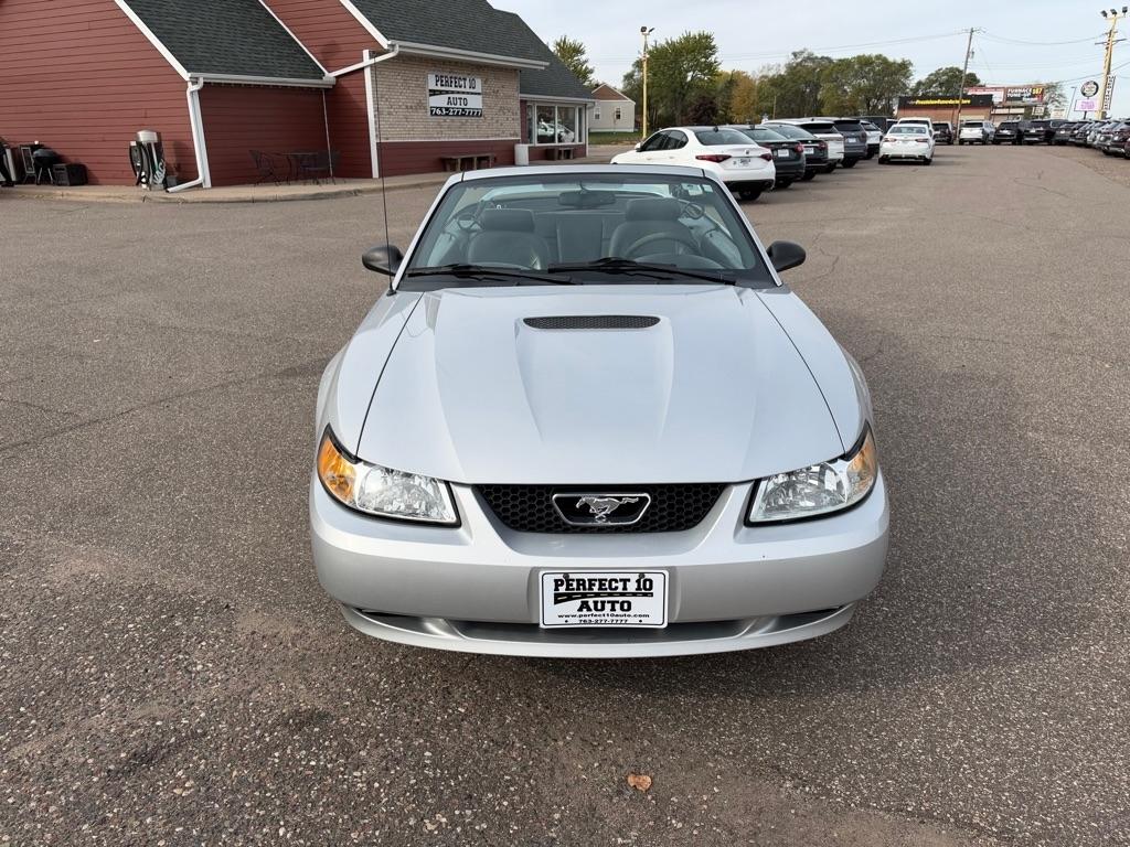 Ford Mustang 2dr Convertible 2000