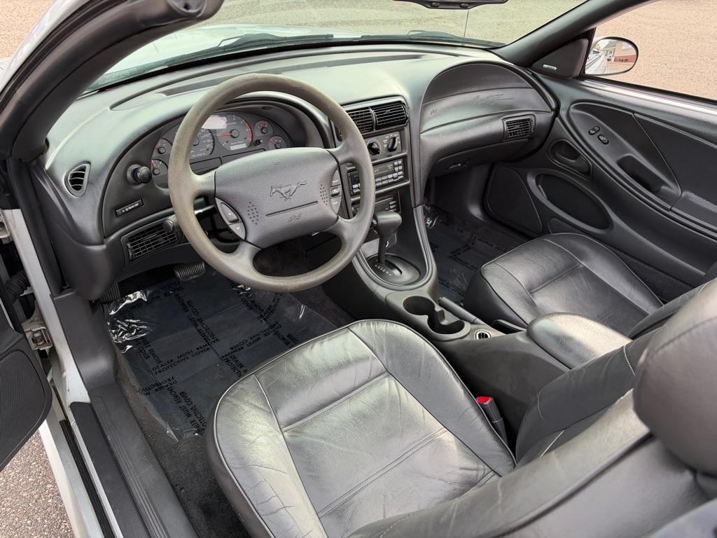 Ford Mustang 2dr Convertible 2000