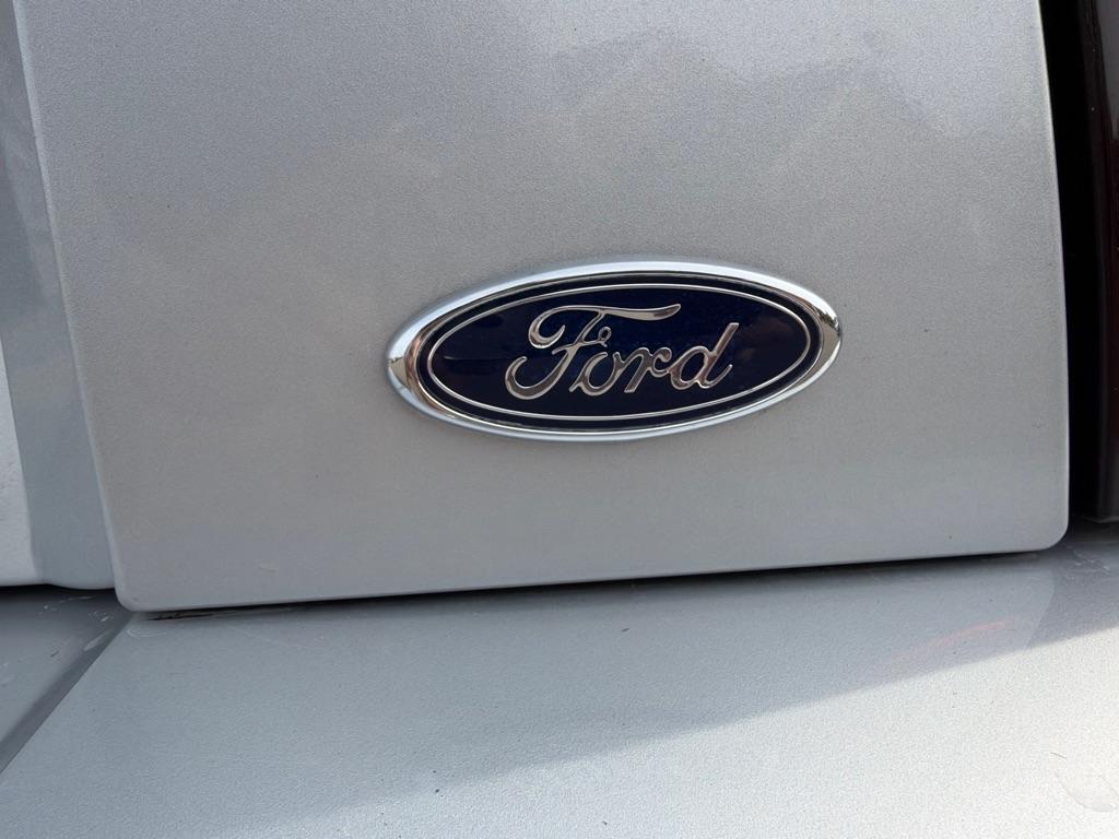 Ford Mustang 2dr Convertible 2000
