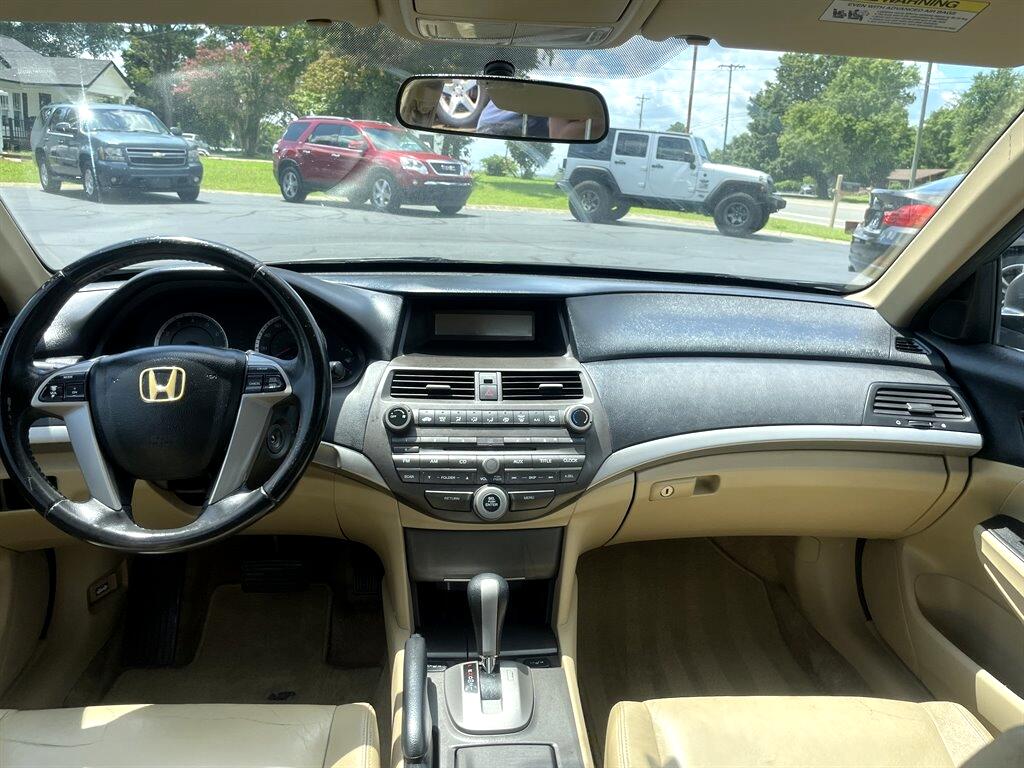 Honda Accord SE Sedan AT 2012 Honda Accord SE Sedan AT 2012