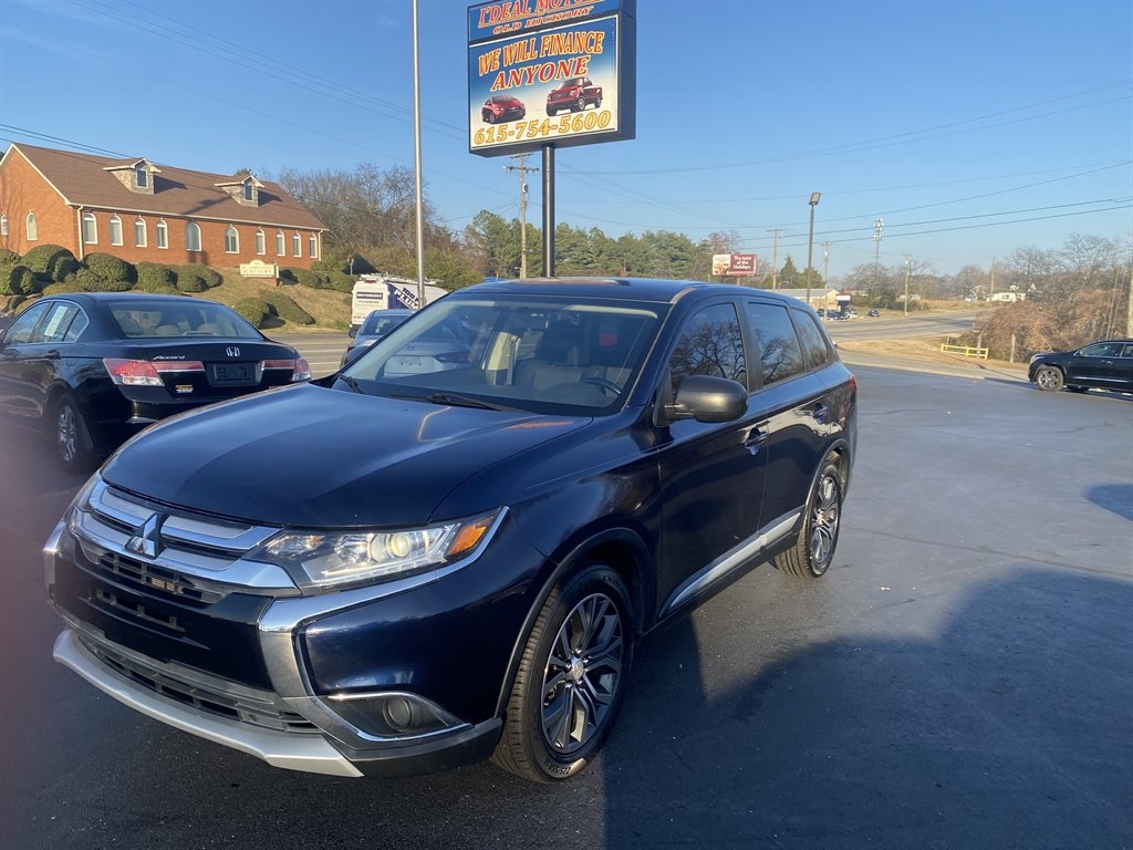 2016 Mitsubishi Outlander ES 2WD