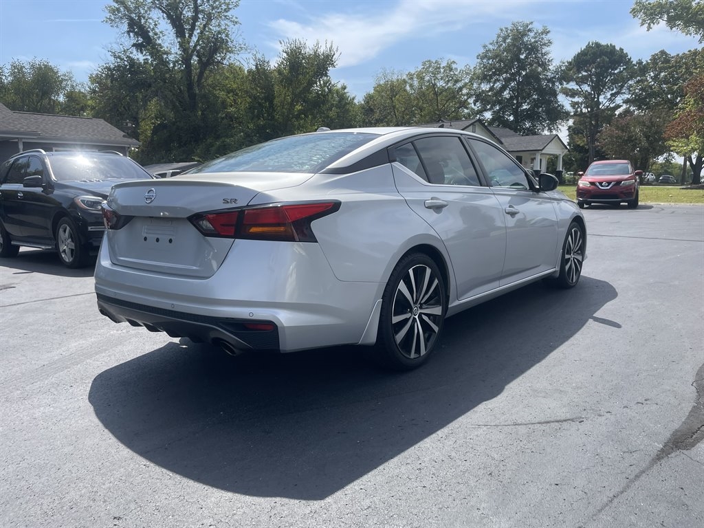 Nissan Altima 2.5 SR 2020 Nissan Altima 2.5 SR 2020