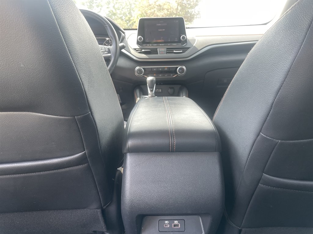 Nissan Altima 2.5 SR 2020 Nissan Altima 2.5 SR 2020