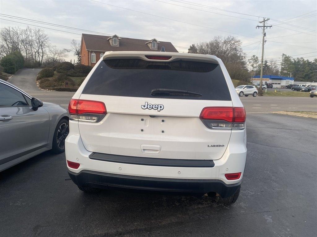 Jeep Grand Cherokee Laredo 2WD 2019
