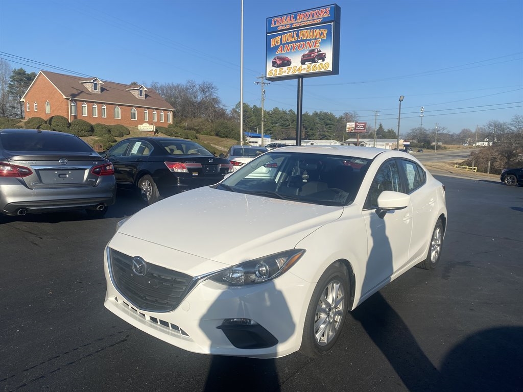 2016 Mazda MAZDA3 i Sport AT 4-Door