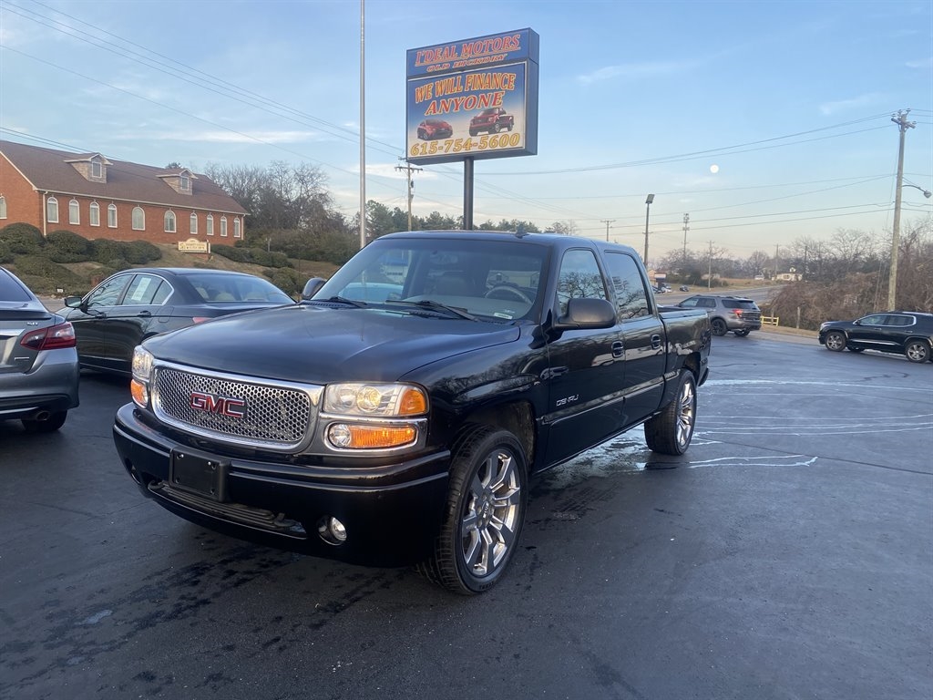2006 GMC Sierra 1500 Denali Crew Cab AWD