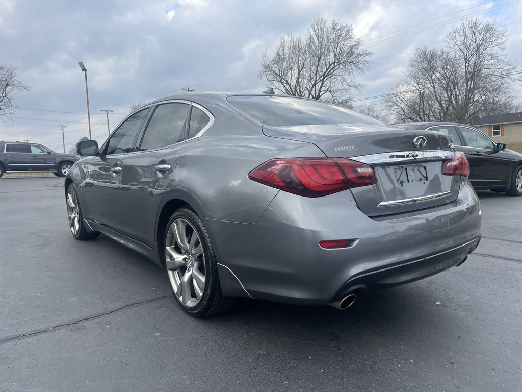 Infiniti Q70 37 2016