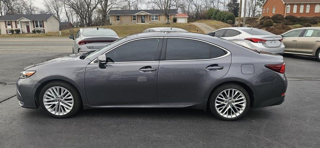 Lexus ES 350 Sedan 2017