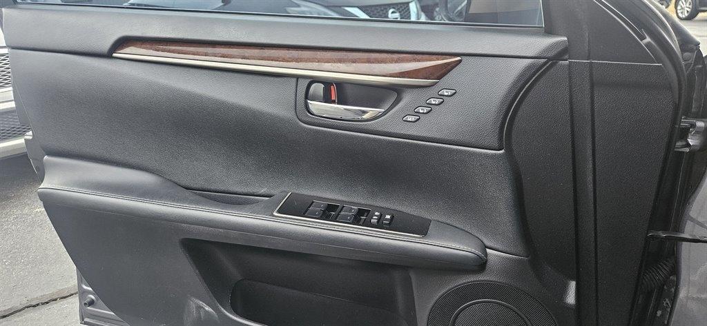 Lexus ES 350 Sedan 2017