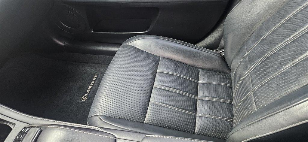 Lexus ES 350 Sedan 2017